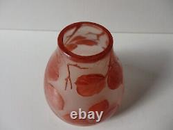 ART DECO PATE DE VERRE VASE signed MODA for DAUM FROSTED MULTI LAYER CRYSTAL ARTISTRY