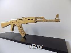Ak47 Sculpture Of Roulland T Skred Kalach Gun Kalash Art Kalashnikov Artwork Deco