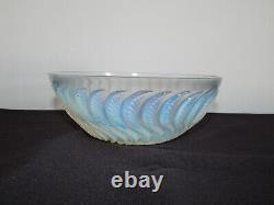 Ancienne Coupe Art Deco Verre Opalscent Model Actinia Signed R. Lalique France