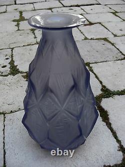Ancient Vase Art Deco In Opalescent Glass Signed Sabino France 1930 To Restore