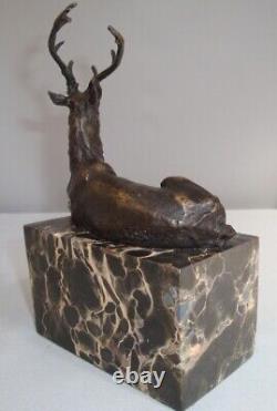 Animalier Deer Hunting Statue Sculpture in Art Deco and Art Nouveau Bronze Style