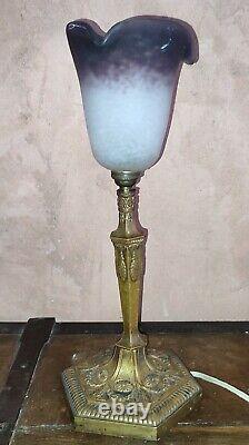 Art Deco Lamp In Bronze And Tulip In Glass Pate Sign Rethondes