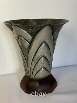 Art Deco, Repulsed Pewter Vase Signed By René Delavan Around 1930