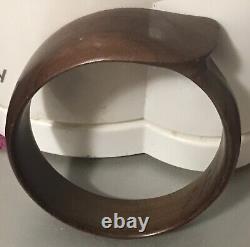 Art Deco Sculpted Bracelet in Precious Wood Signed. Catherine Noll Style