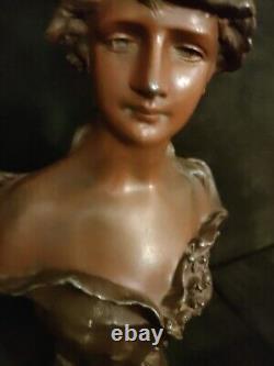 Beautiful Art Deco Courtesan Bust / Late 19th Century / Pedro Rigual / In Regule / 32 cm