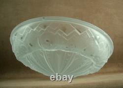 Beautiful Art Deco Glass Vasque Moulded Pressed Signed Muller Freres Luneville