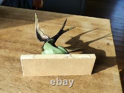 Beautiful Swallow Bird Statue in Regule with Marble Art Deco Base, Unsigned