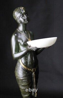 Bronze 50cm Odalisque with the cup Pierre Le Faguays Art Déco/Art Nouveau