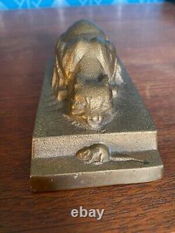 Bronze Animalier early 20th century, the cat and the mouse, Art Deco period, signed