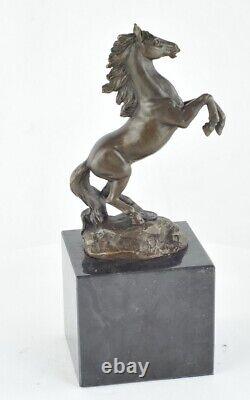 Bronze Statue Animal Sculpture in Art Deco and Art Nouveau Style, Signed Bronze