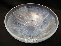 Cup Crystal R. Signed Lalique Decorated With Chicory Early Twentieth Century