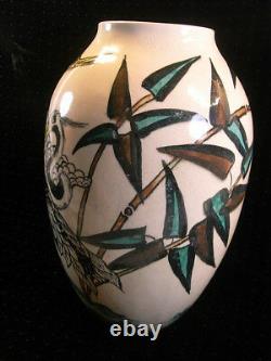 Former Grand Vase Art Deco New Bird Crane Heron Sign