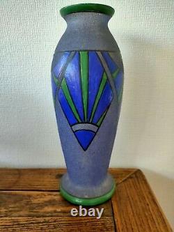 French Art Deco Vase Signed In Partnership With Daum In The 1930s