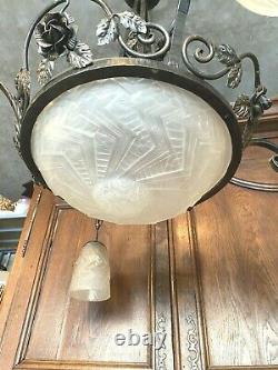 Great Chandelier Art-deco Wrought Iron And Molded Glass Signed Schneider