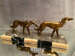Large Art Deco sculpture of greyhounds on onyx, signed by Salvatore Melani 1902-1934.