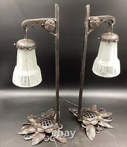MULLER FRÈRES - Pair of Art Deco lamps with wrought iron and tulips 1925/1930 signed