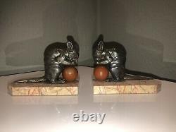 Moreau H. Pair Of Book-cutters Appearing From Mice In Regular On Marble Signed