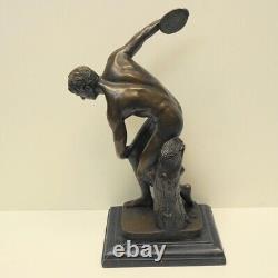 Nude Discus Thrower Statue in Art Deco Style, Solid Bronze, Signed