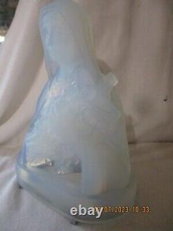 OLD ART DECO OPALESCENT GLASS NIGHT LIGHT signed ETLING - BUST OF St THERESE