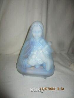 OLD ART DECO OPALESCENT GLASS NIGHT LIGHT signed ETLING - BUST OF St THERESE