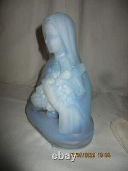 OLD ART DECO OPALESCENT GLASS NIGHT LIGHT signed ETLING - BUST OF St THERESE