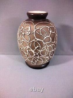 Ovoid ceramic vase by Louis Dage in Art Deco style signed underneath, spaghetti decoration