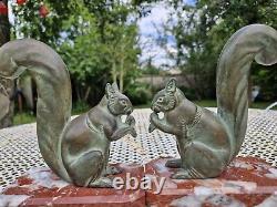 Pair of ART DECO 1930 bookends in signed Leducq squirrel in excellent condition