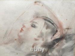 Pastel drawing of a reclining nude woman in art deco style signed Nikolsky