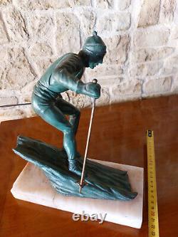 REGULATED ALPINE SKIER ART DECO SIGNED LIMOUSIN (Jacques Limousin sculptor)