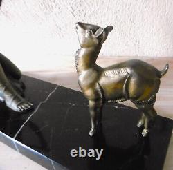 Sculpture Art-deco Around 1930 Signed, In Regulated Patina On Marble Base