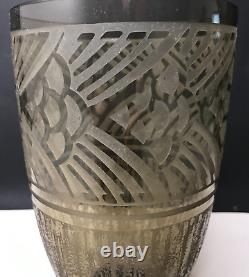 Signed acid-etched Daum vase, Art Deco period, antique vintage