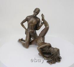 Solid Bronze Couple Statue Sculpture in Sexy Art Deco Style and Art Nouveau Style Sign