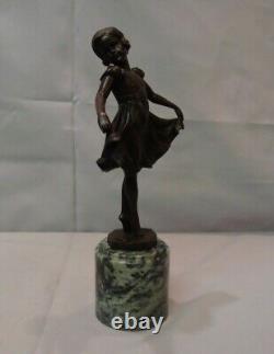 Statue Sculpture Classical Dancer Opera Style Art Deco Style Art Nouveau Bronze