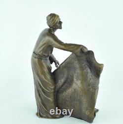 Statue Sculpture Oriental Style Carpet Merchant Art Deco Style Art Nouveau Bro