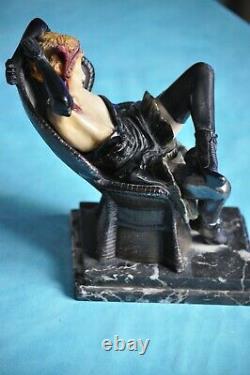 Statutte Sexy Art Deco Signed Pearce Style Emmanual Ceramic (chiparus)