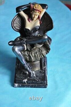 Statutte Sexy Art Deco Signed Pearce Style Emmanual Ceramic (chiparus)