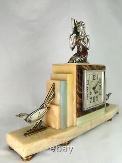 Stunning Onyx Art Deco Clock with Bronze Woman Signed by M. Secondo Fan 1925