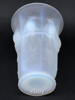 Sublime OPALESCENT Art Deco VASE with PARROTS signed VERLUX No LALIQUE SABINO ETLING