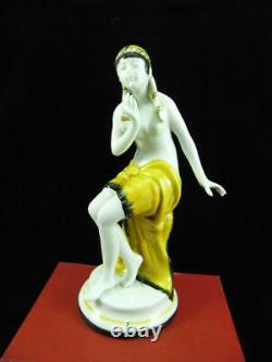 Tres Belle Figurine Or Tanagra Ancient Porcelain. Signee. Art Deco