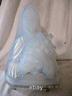 ANCIEN VEILLEUSE ART DECO VERRE OPALESCENT signée ETLING -BUSTE St THERESE