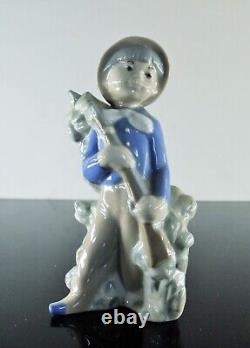 Anciene Statuette Garçon Porcelaine Barbotine Rex Valencia Spagne Signe Art Deco