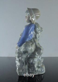 Anciene Statuette Garçon Porcelaine Barbotine Rex Valencia Spagne Signe Art Deco