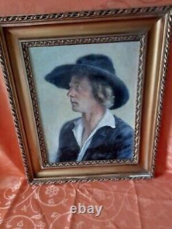 Beau portrait ancien jeune fille au chapeau signé A ROBYN période art déco