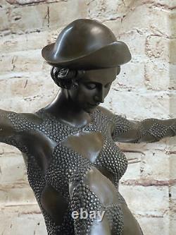Bronze Sculpture Après Chiparus Peint Art Déco Femelle Robe Signée Décorative