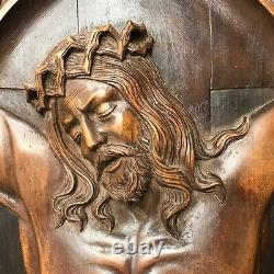 CHRIST croix signé G GEORGET bois sculpté art deco vintage crucifix mid century