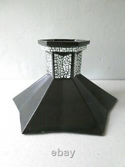 Coupe Art Deco en céramique noire et crispée, signée France, Saint Clément