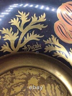 Coupe sur pied en dinanderie de cuivre décor floral signé André Ducobu Art Déco