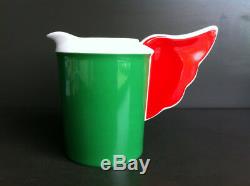 LOT DE 2 POTS À LAIT EN PORCELAINE signés JEAN CHARLES de CASTELBAJAC