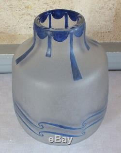 Legras vase givré émaillé bleu art déco signé