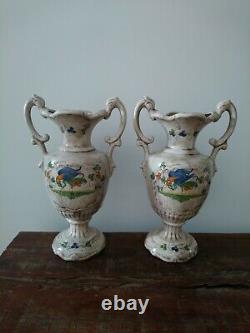 Paire de vases anciens (antiquités art déco XIX ième signé.) parfait état